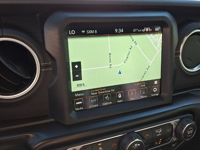 Used 2022 Green Jeep Overland image 17