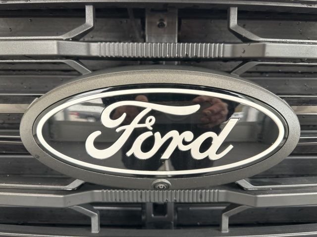 New 2026 Agate Black Metallic Ford XLT image 3