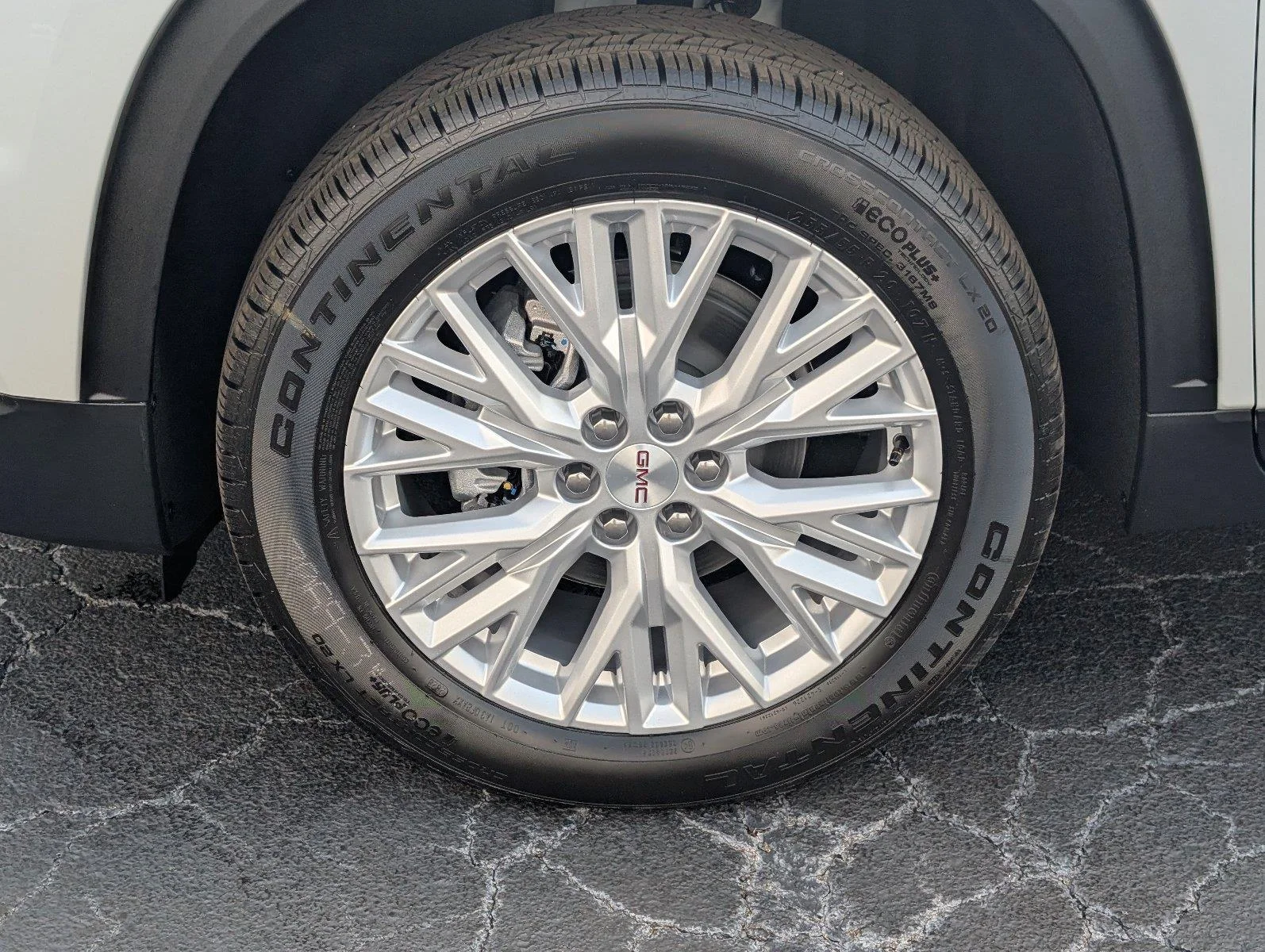 New 2027 Summit White GMC Elevation image 9