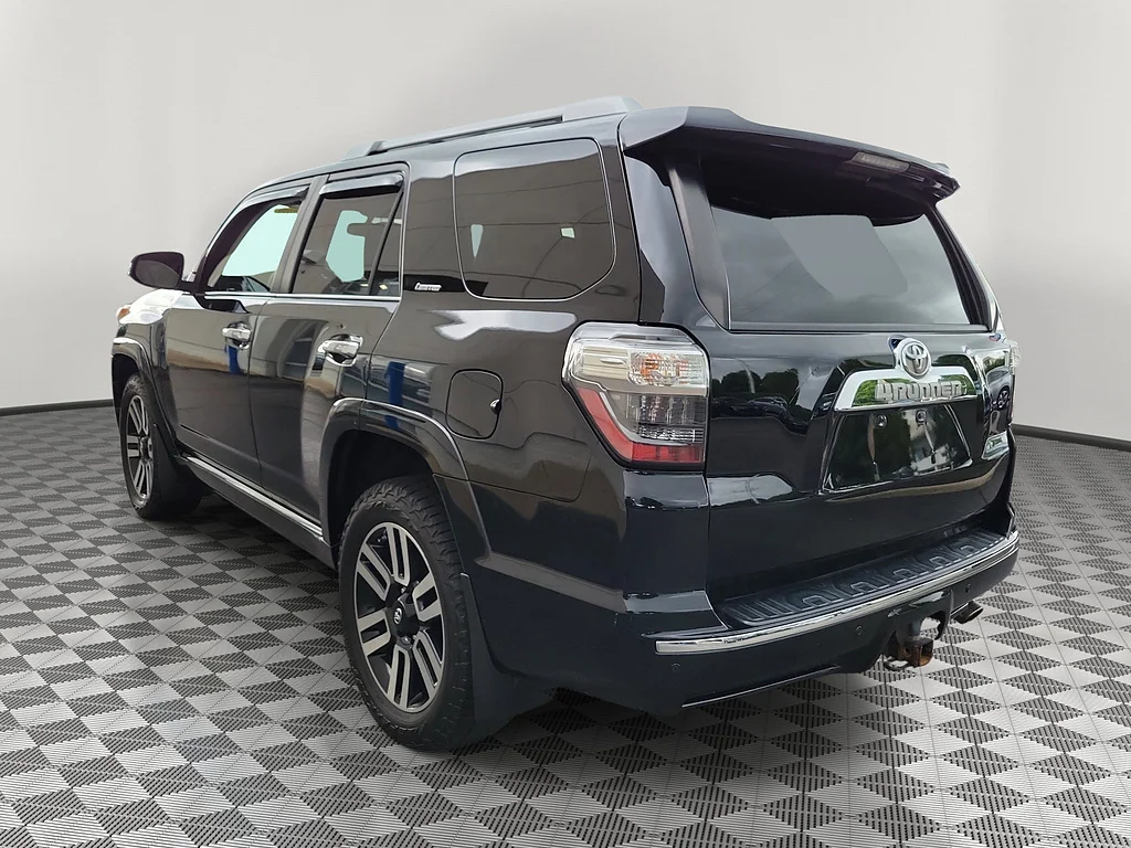 Used 2017 Midnight Black Metallic Toyota Limited image 3