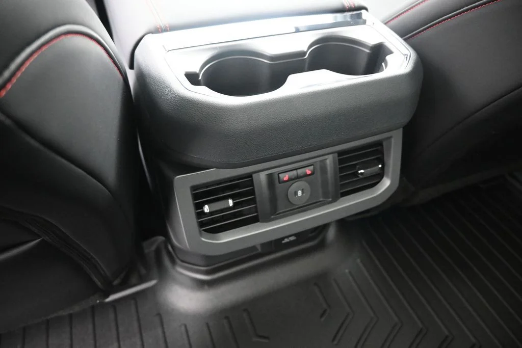 New 2026 Glacier Gray Metallic Tri-Coat Ford Lariat image 22