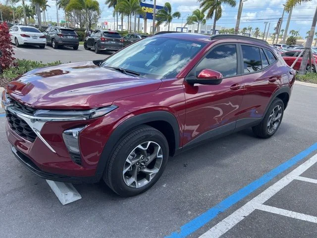 2025 Chevrolet Trax LT's photo