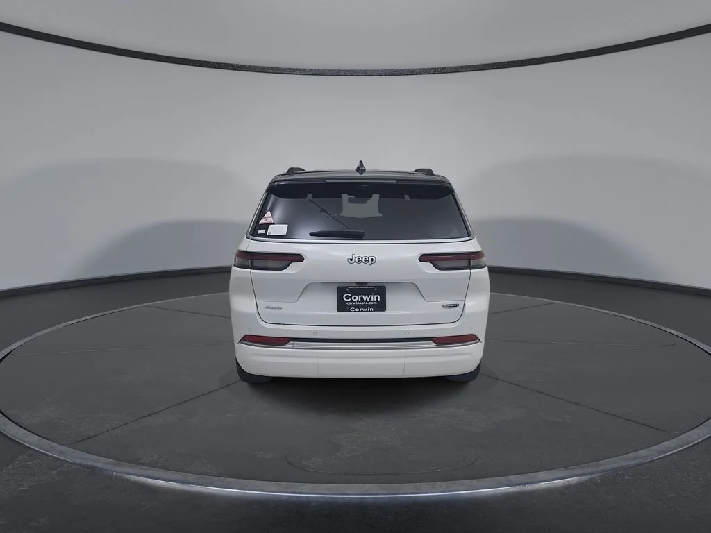 New 2026 Bright White Clear-Coat Exterior Paint Jeep Summit image 13