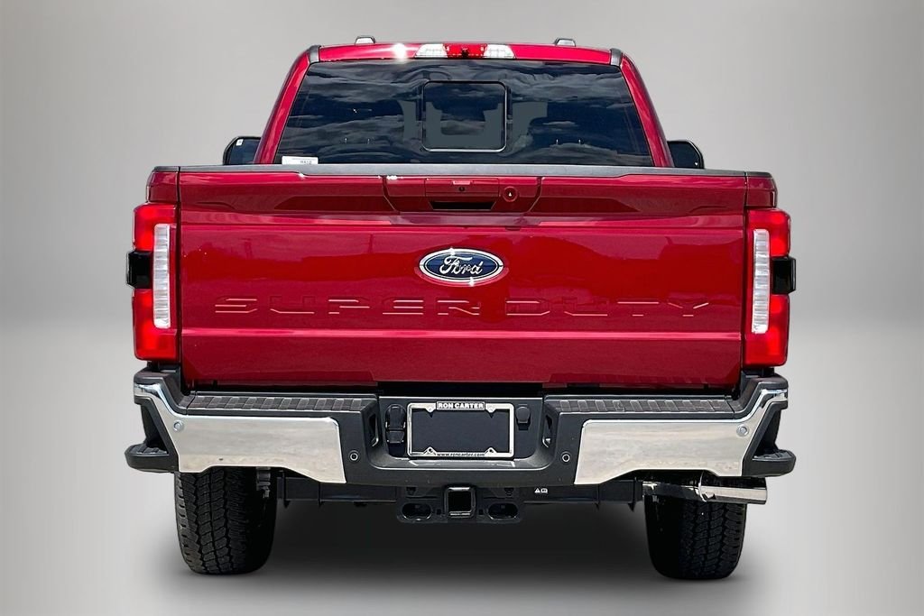New 2026 Ford Super Duty F-250 Lariat 4D Crew Cab