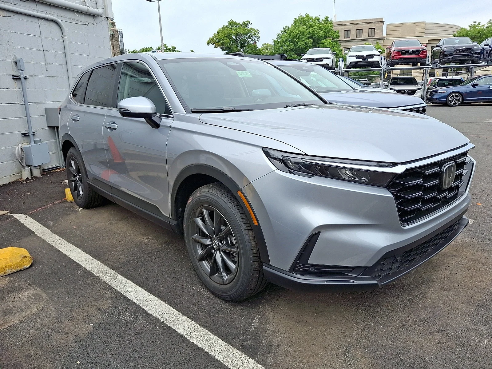 New 2026 Solar Silver Metallic Honda EX-L image 3