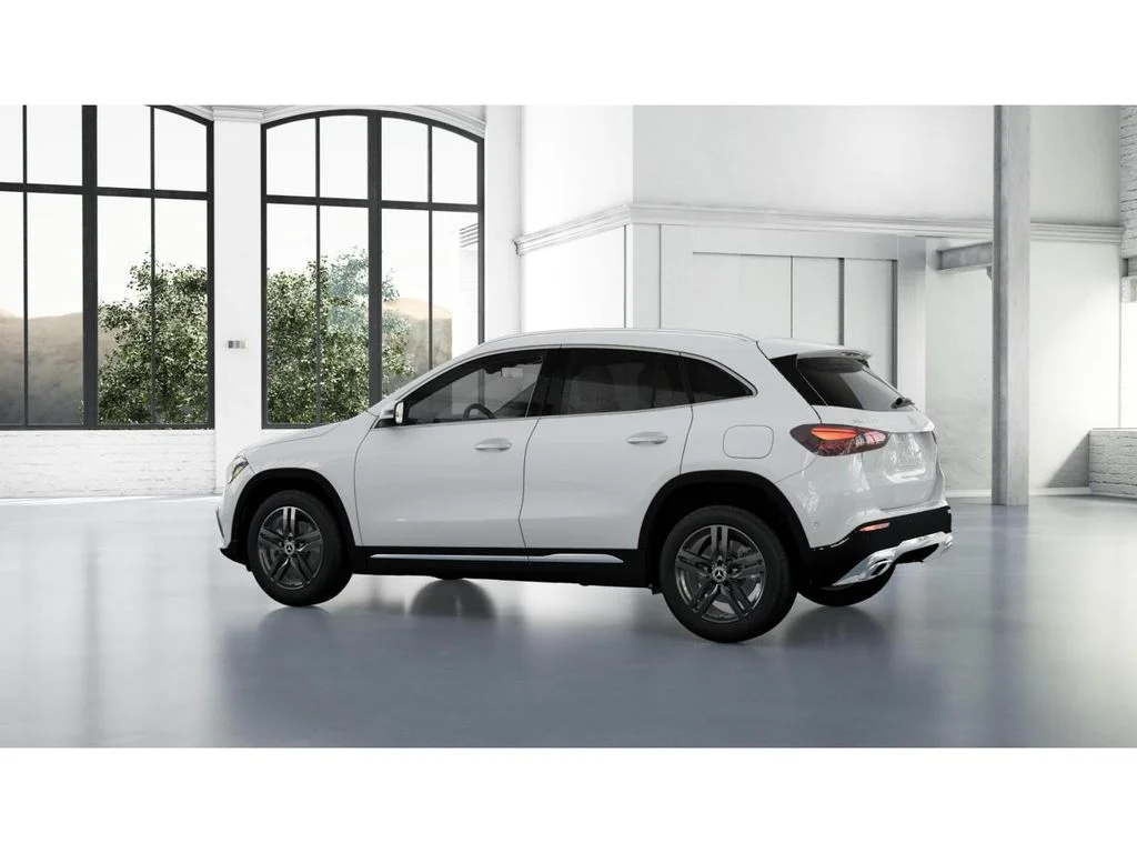New 2026 White Mercedes-Benz GLA 250 image 31