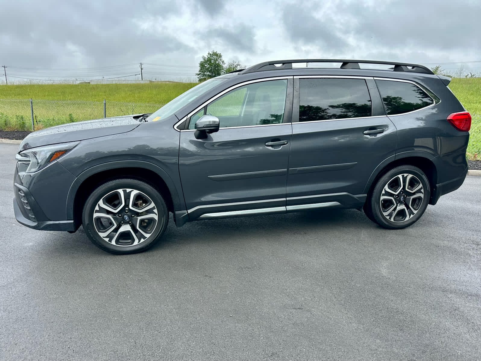 2023 Subaru Ascent Limited 7 Passenger's photo