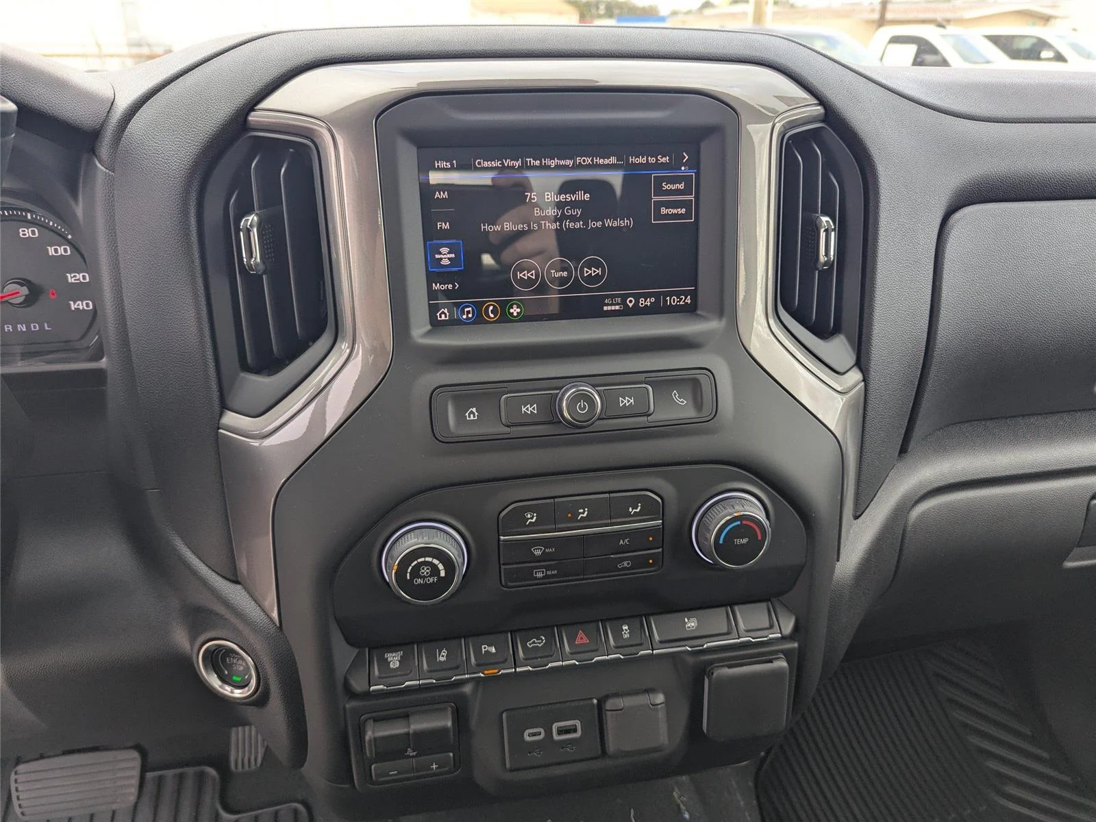 2026 Chevrolet Silverado 2500 HD Custom - Photo 18