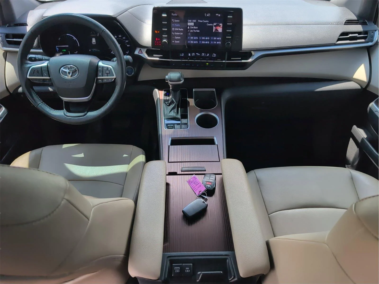 Used 2024 Windchill Pearl Toyota XLE image 30