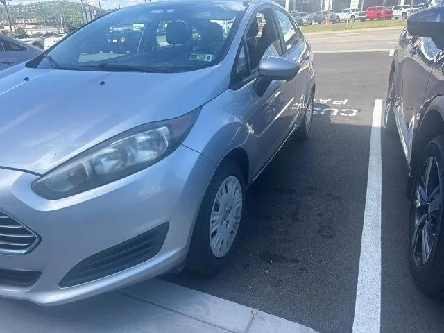 Used 2016 Silver Ford S image 2
