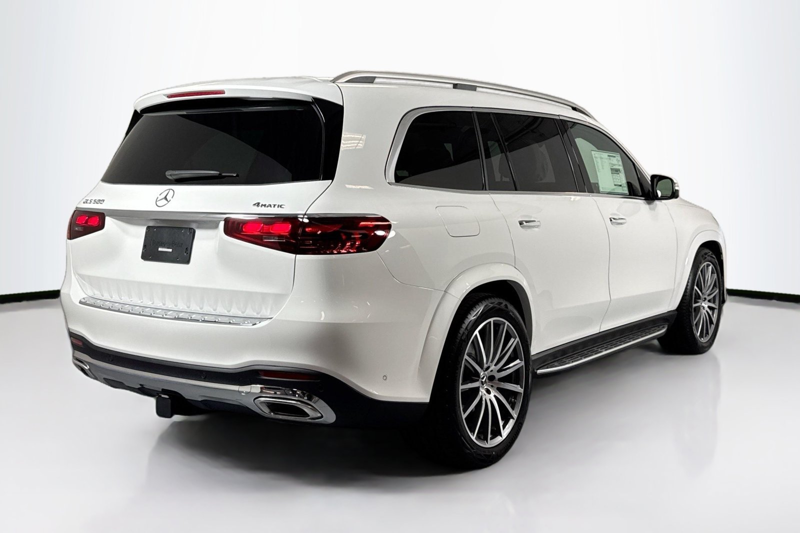 New 2026 Polar White Mercedes-Benz GLS 580 image 5