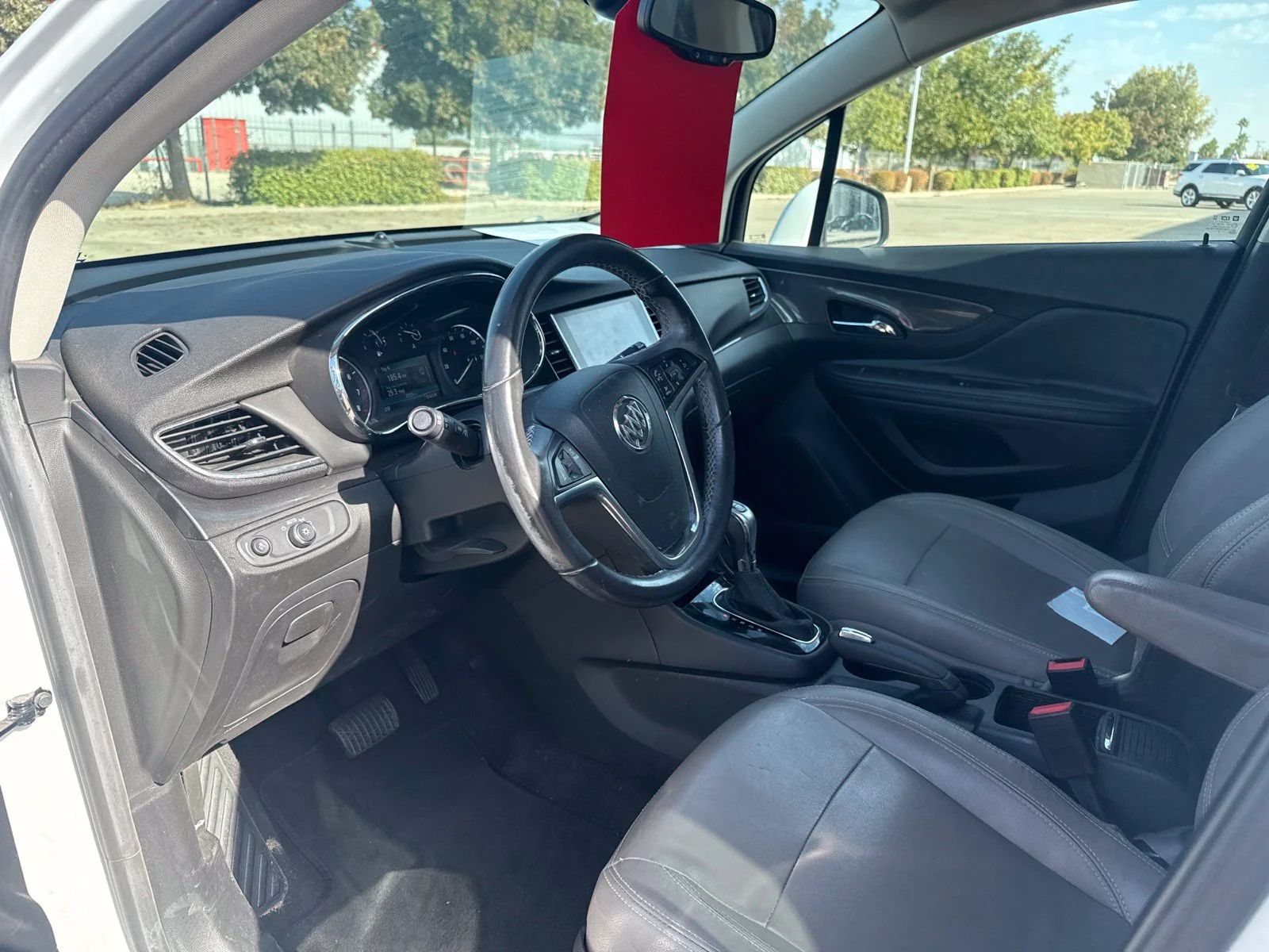 Used 2017 White Buick Preferred image 8
