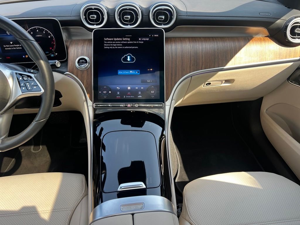 Used 2023 White Mercedes-Benz GLC 300 image 14