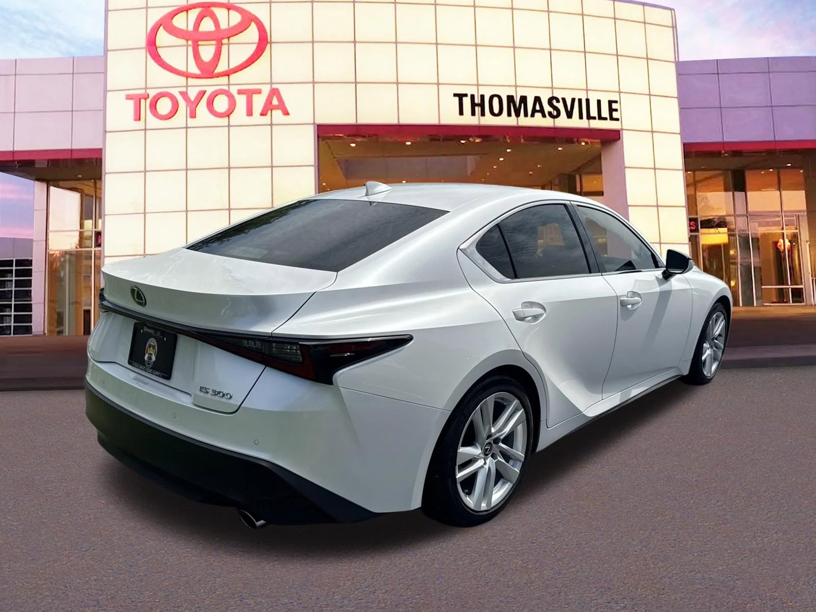 Used 2025 White Pearl Lexus 300 image 5