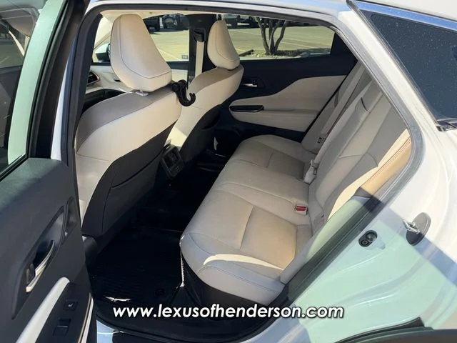 Used 2023 White Toyota Limited image 7