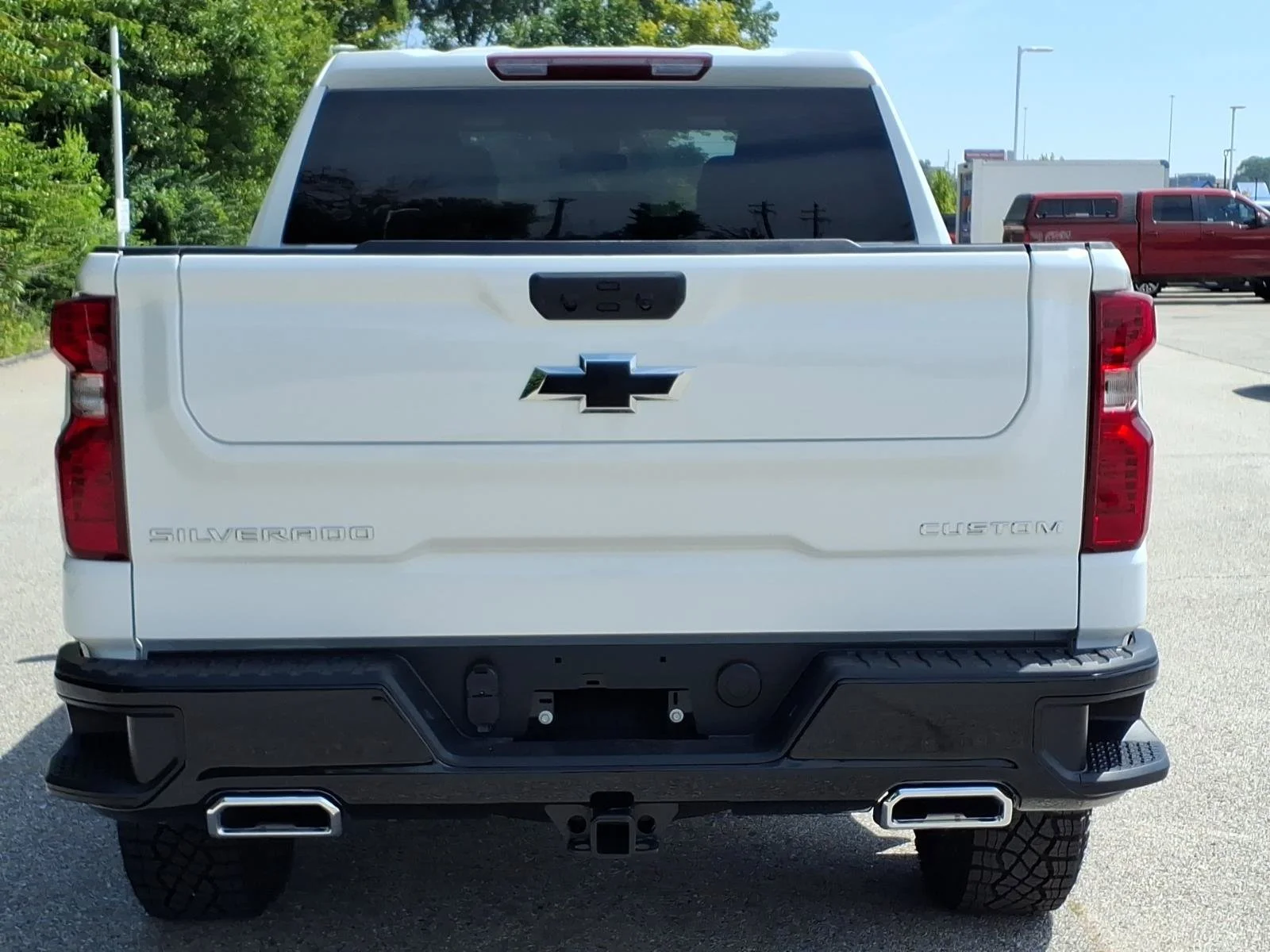 New 2026 Summit White Chevrolet Custom Trail Boss image 19