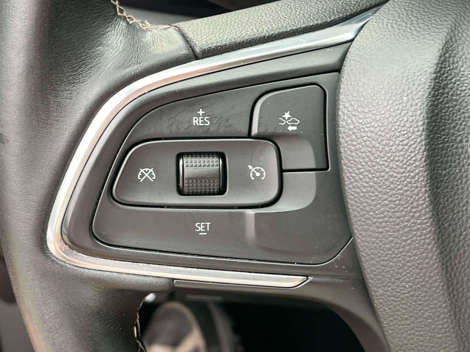 Certified Used 2023 Cinnabar Metallic Buick Select image 29