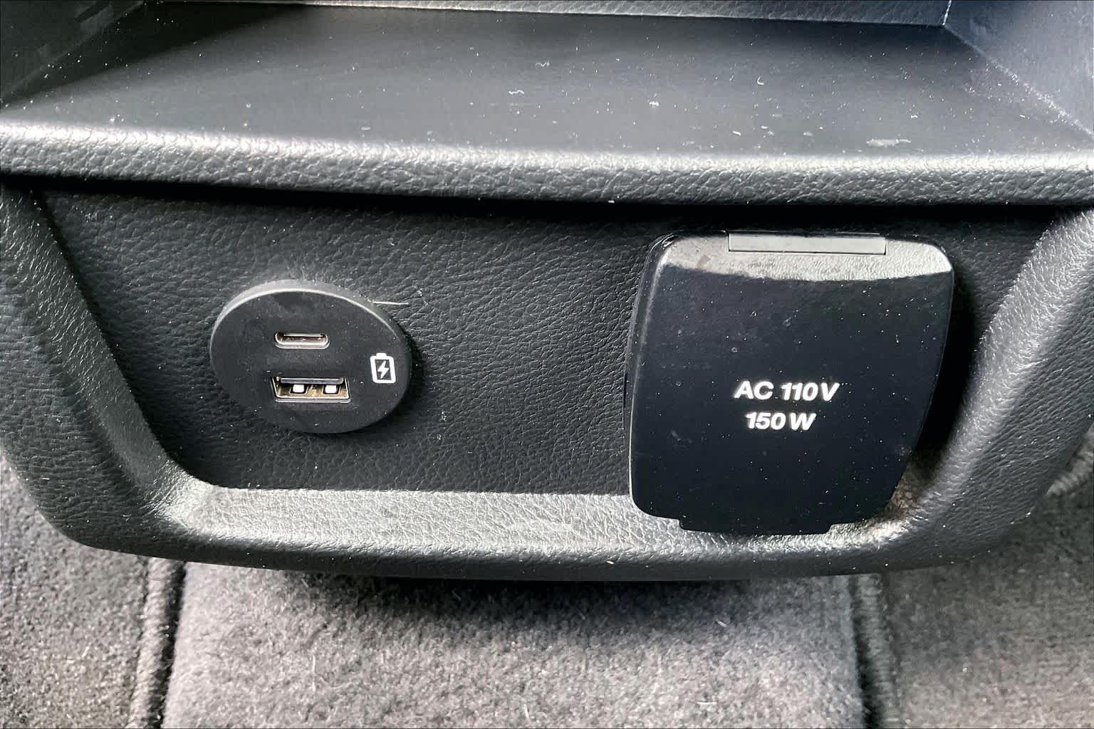 Used 2021 Iconic Silver Ford SEL image 31
