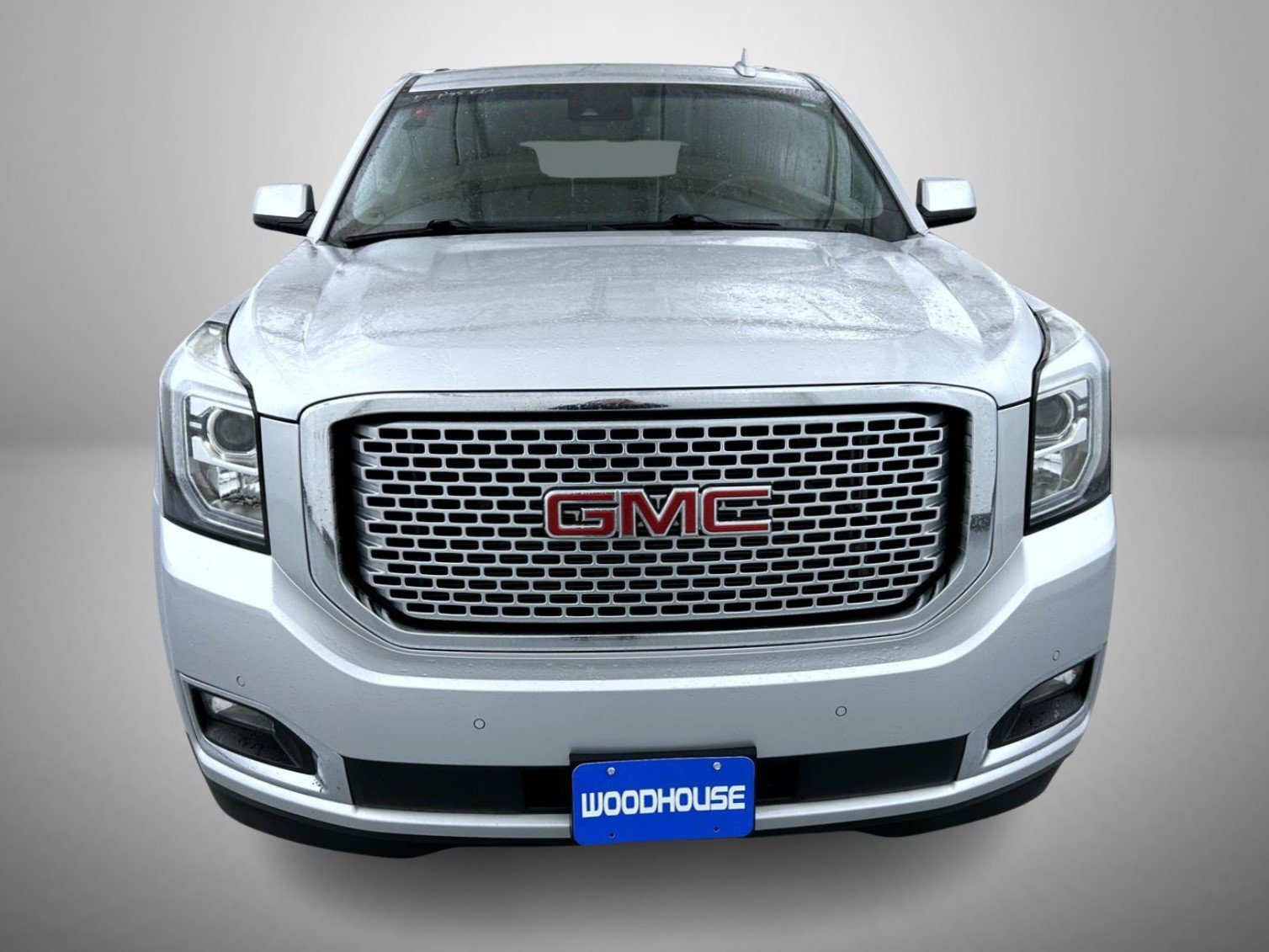 Used 2016 Silver GMC Denali image 2