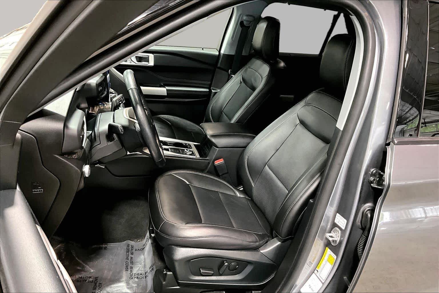 Used 2022 Carbonized Gray Metallic Ford Limited image 9