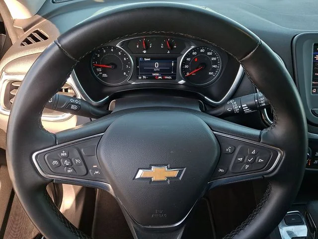 Used 2024 Gray Chevrolet LT image 17