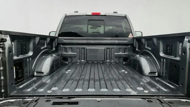 New 2026 Carbonized Gray Metallic Ford Tremor® image 22