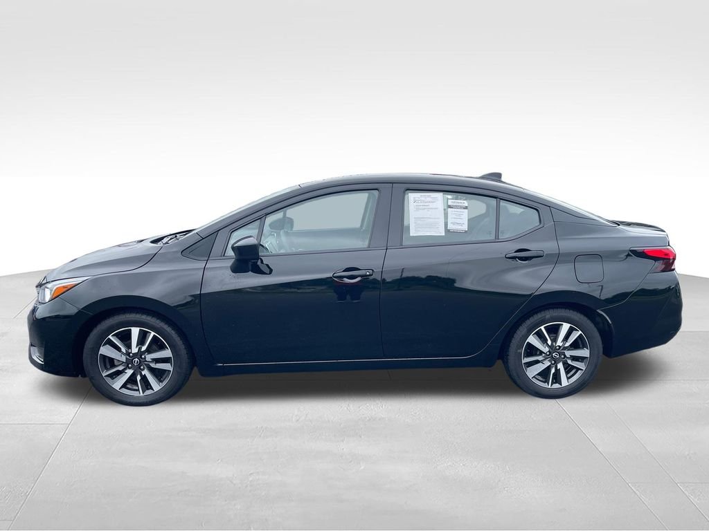 Used 2024 Black Nissan 1.6 SV image 2