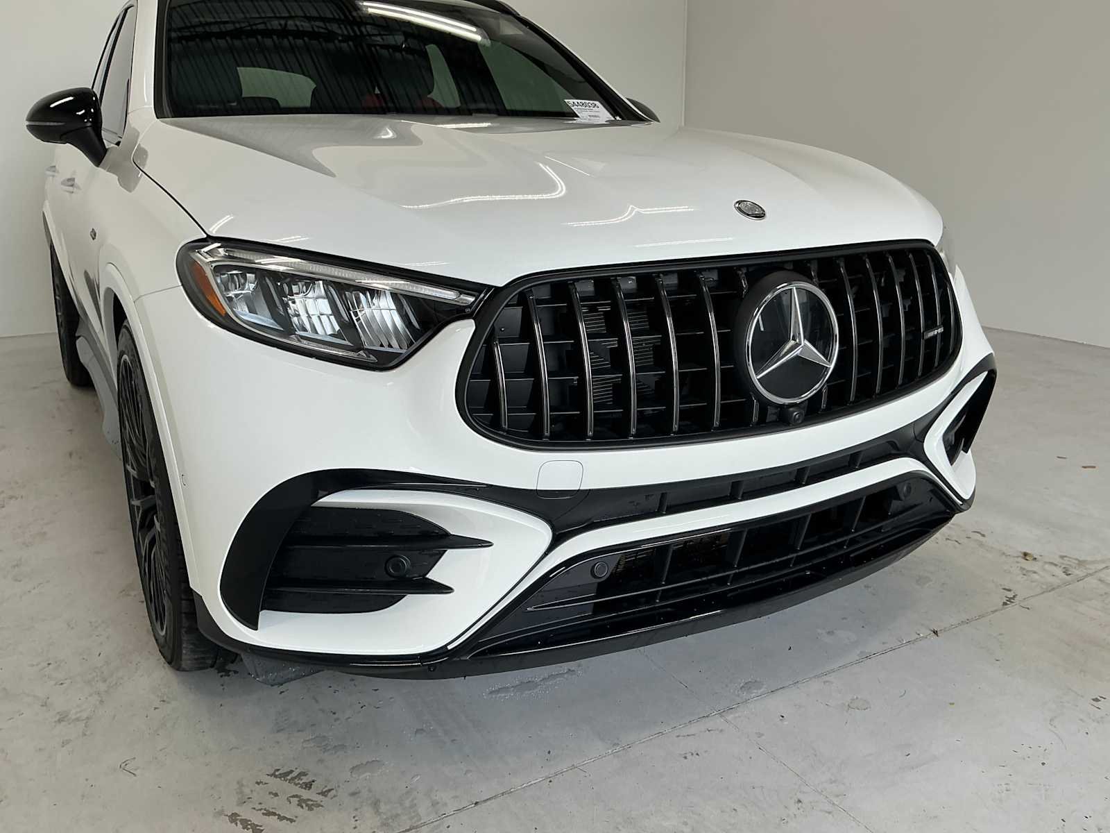 Certified Used 2025 Polar White Mercedes-Benz AMG® GLC 43 image 5
