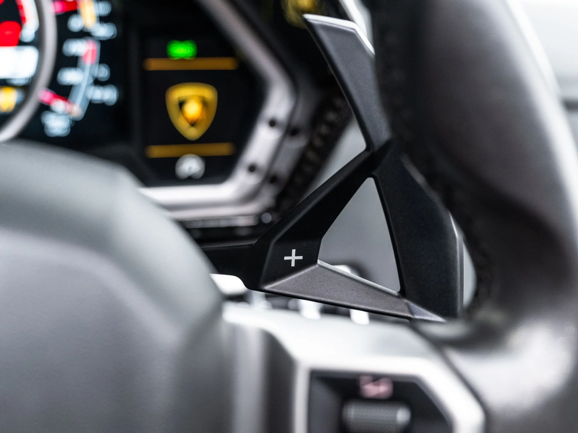 Used 2014  Lamborghini Roadster image 26