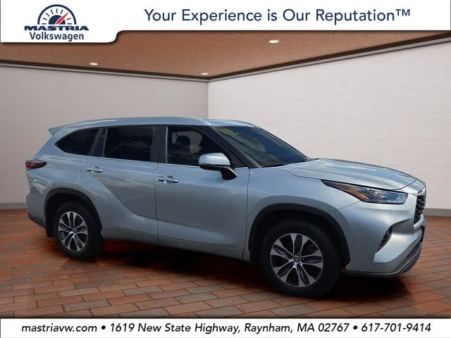 2024 Toyota Highlander XLE