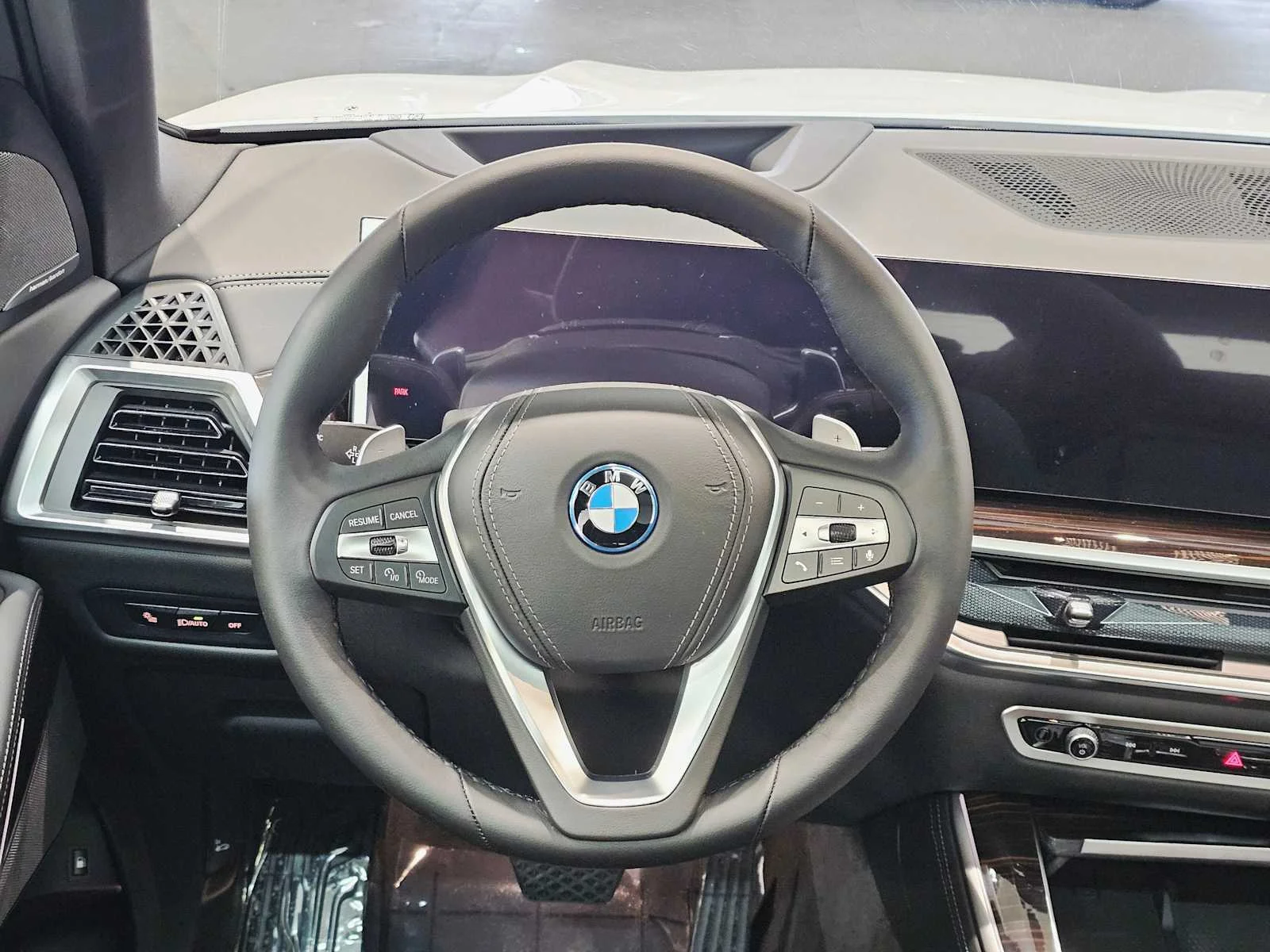 2026 BMW X5 50e - Photo 11