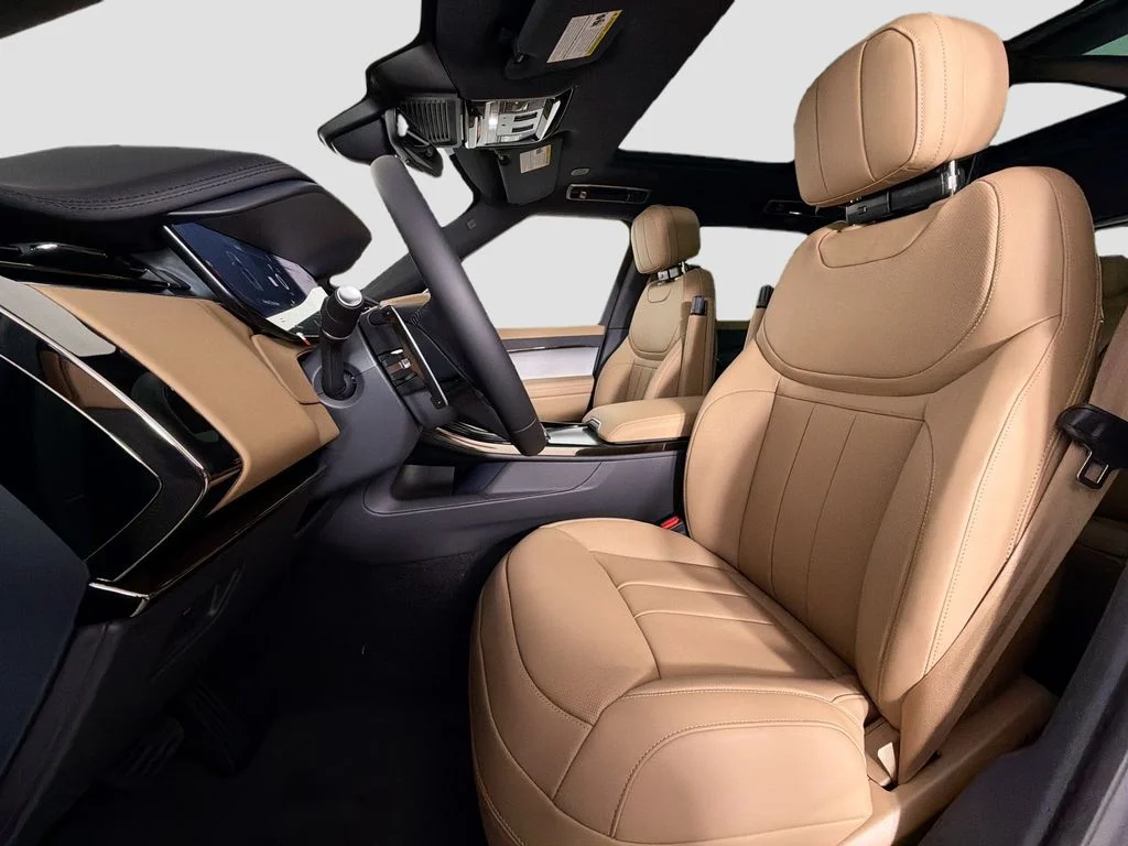 New 2026 Varesine Blue Land Rover SE image 22