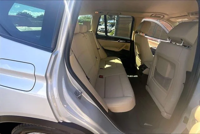 Used 2017 Glacier Silver Metallic BMW sDrive28i image 25