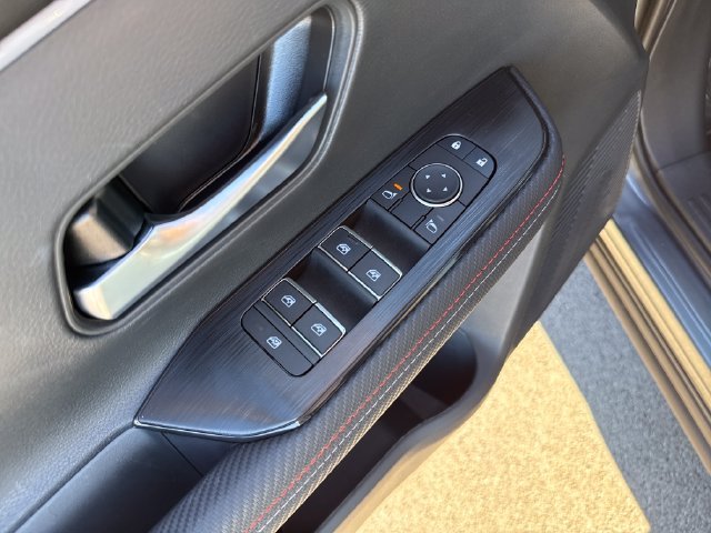 Used 2025 Gray Nissan SR image 12