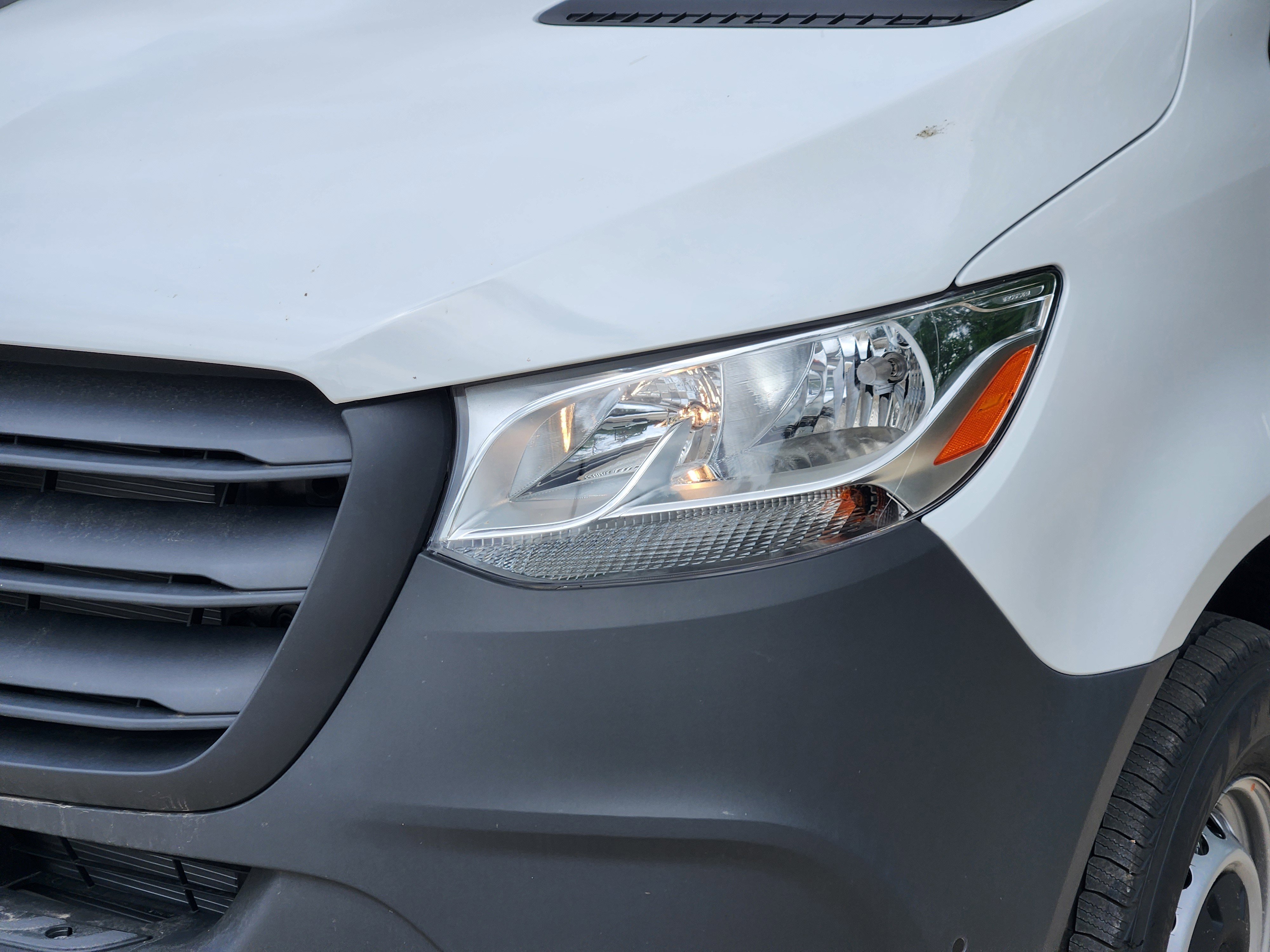 New 2025 Arctic White Mercedes-Benz Cargo 170 WB image 8