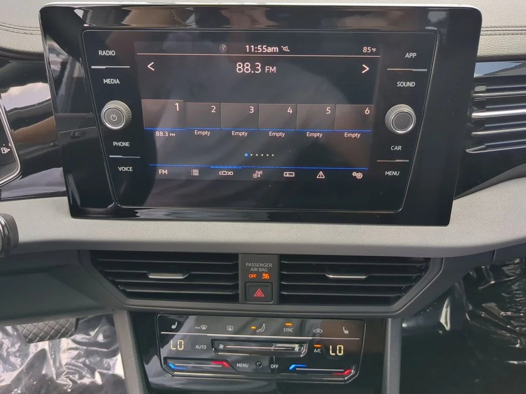New 2026 Gray Volkswagen 1.5T SE image 21