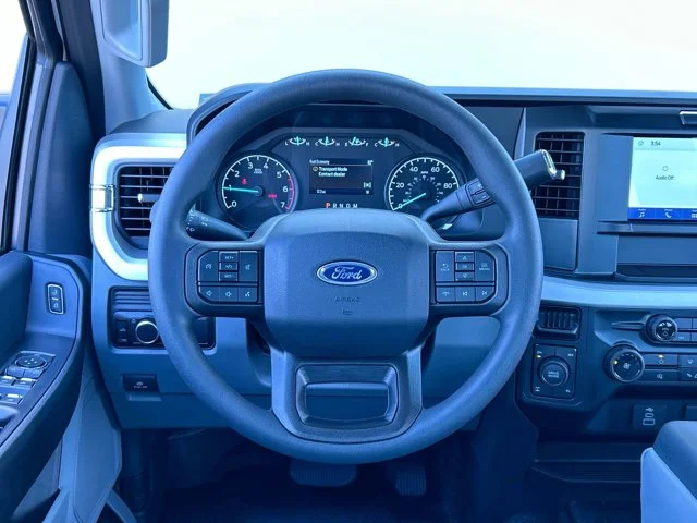 New 2026 OXFORD WHITE Ford XL Crew Cab image 13