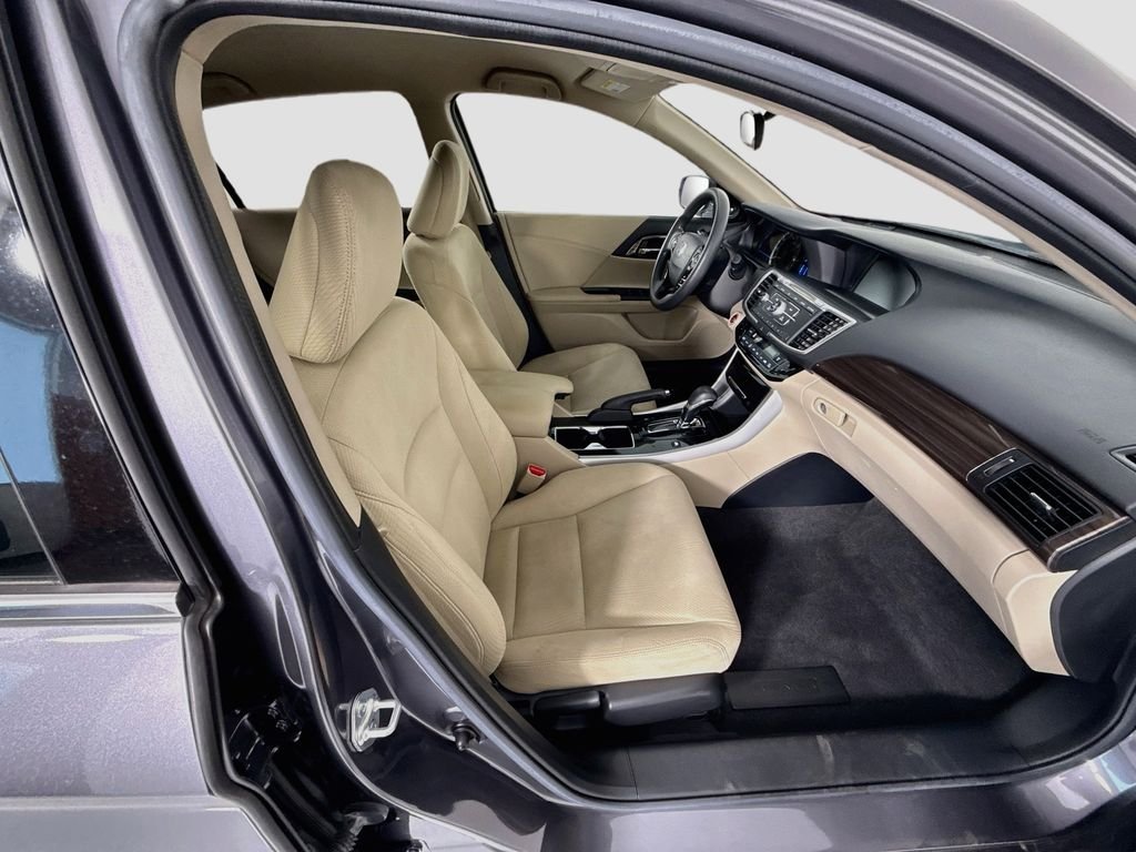 2017 Honda Accord Hybrid - Photo 20