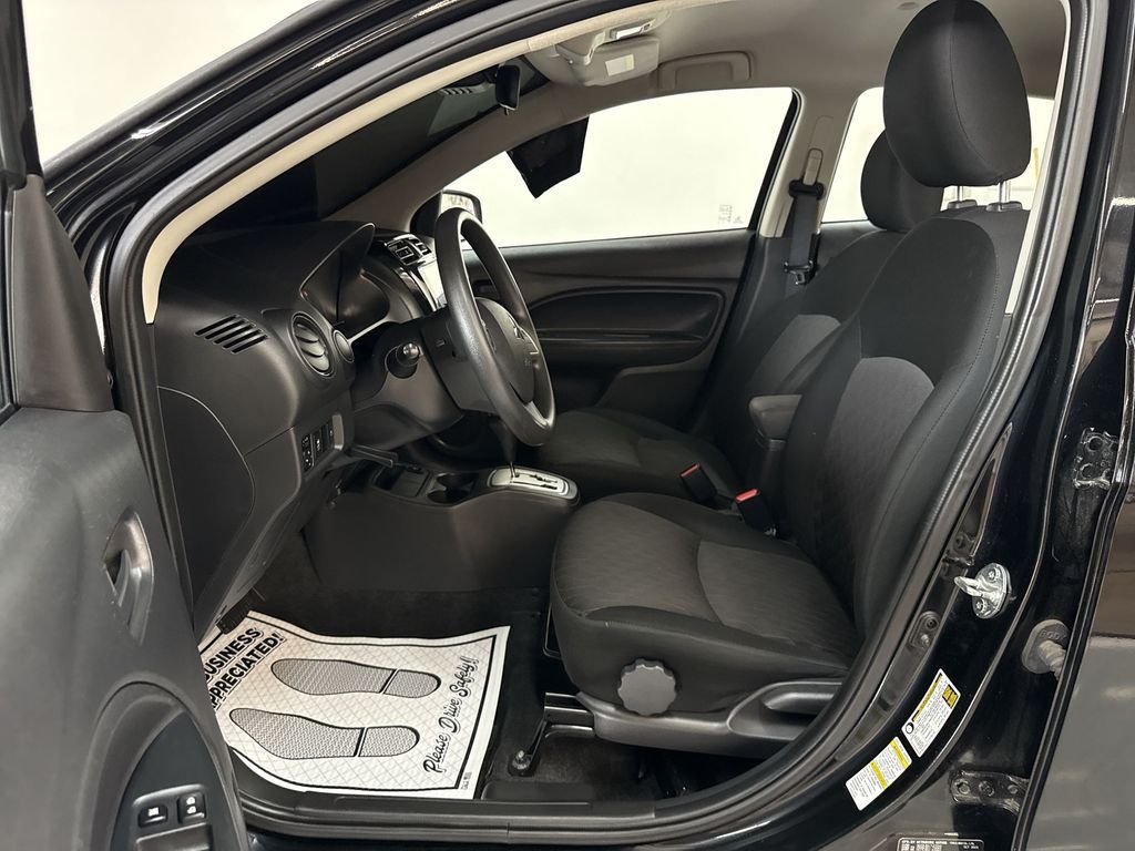 Used 2024 Jet Black Metallic Mitsubishi ES image 12
