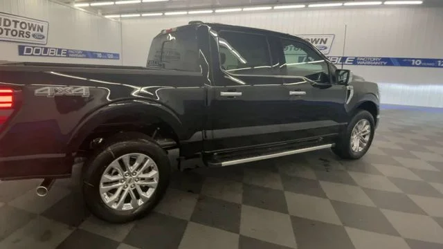 New 2026 Agate Black Metallic Ford Lariat® image 8