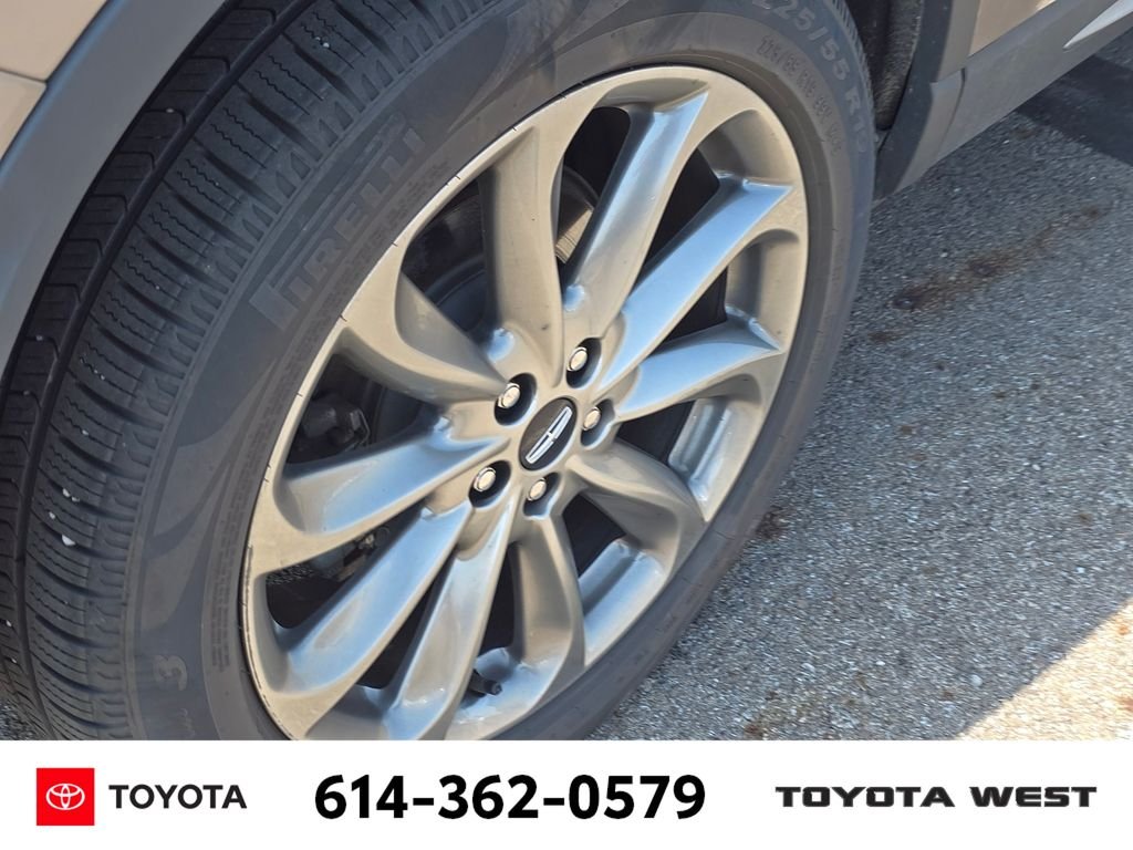 Used 2020 Brown Lincoln Standard image 11