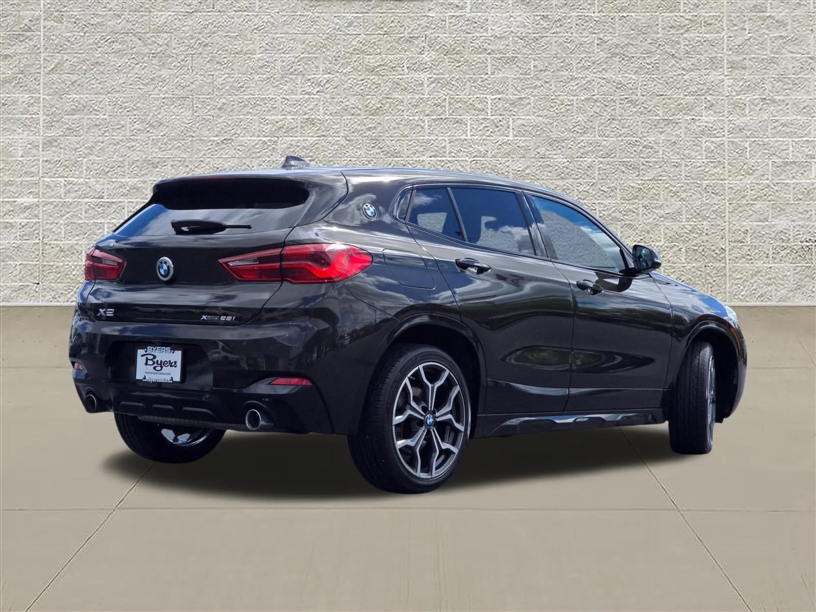 Used 2020 Dark Olive Metallic BMW xDrive28i image 7