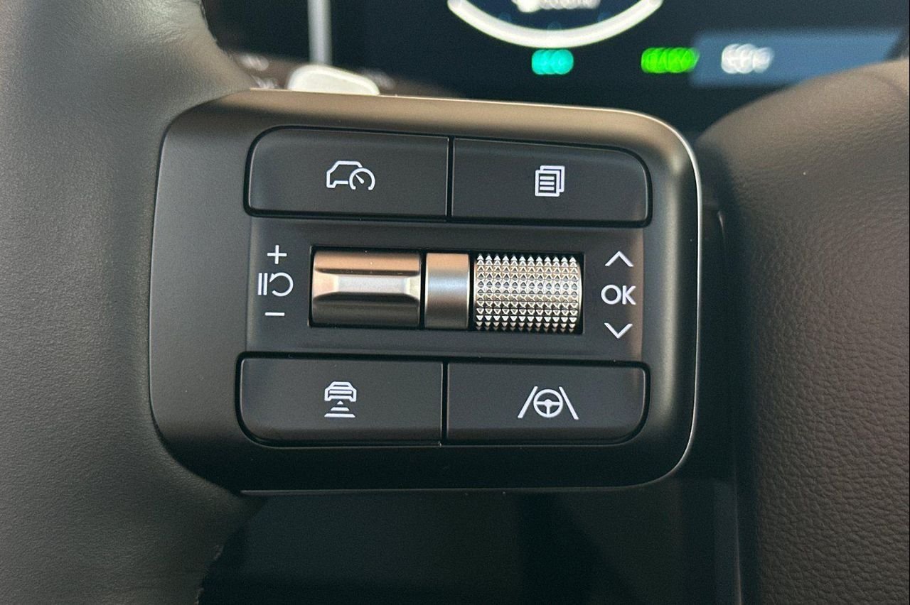 2026 Hyundai Santa Fe Limited - Photo 31