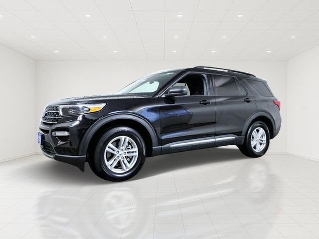 Certified Used 2023 Black Ford XLT image 2