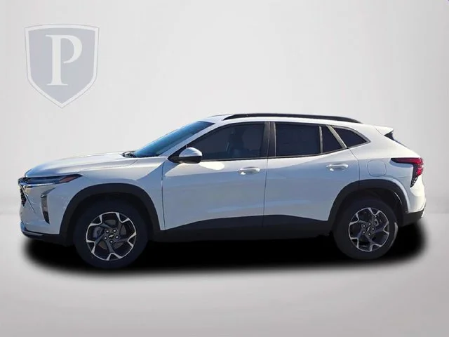 2026 Chevrolet Trax LT - Photo 11