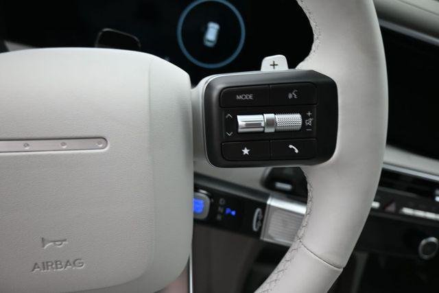 New 2026 Black Hyundai SEL 7P image 18