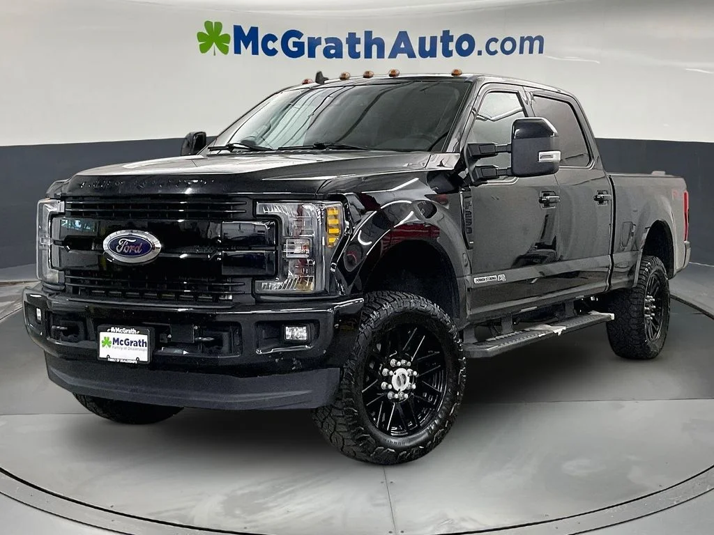 Used 2019 Black Ford Lariat image 2