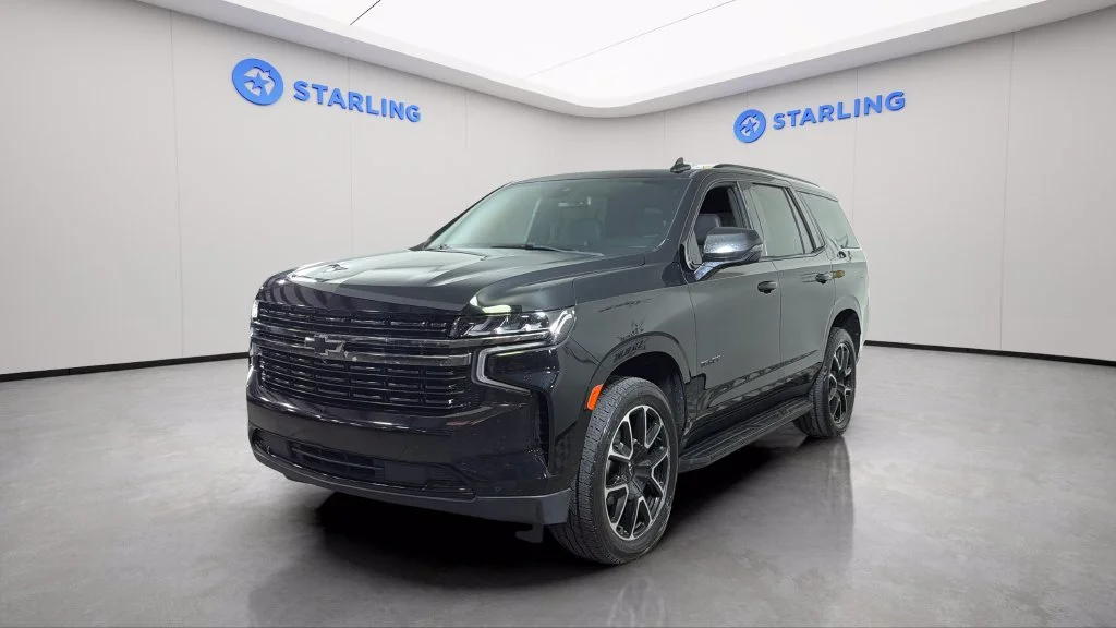 Used 2021 BLACK Chevrolet RST image 17