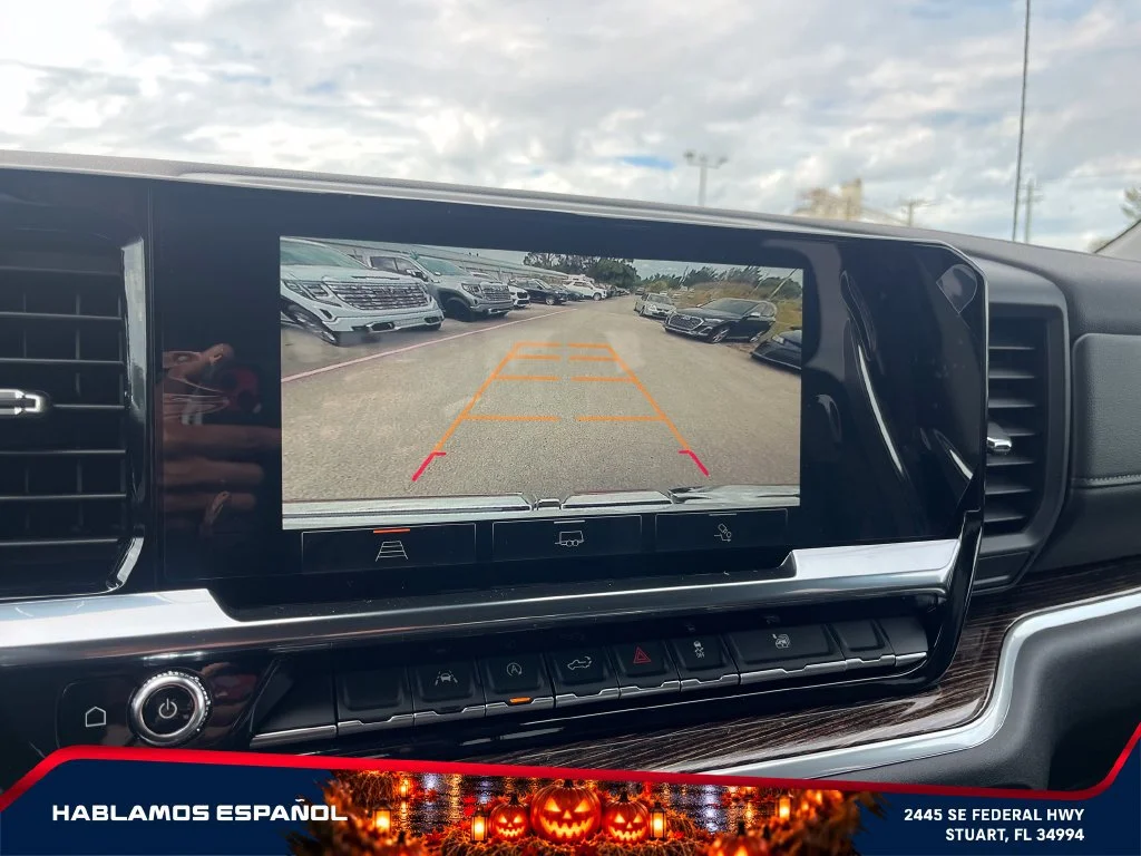 New 2026 Summit White GMC Elevation image 31