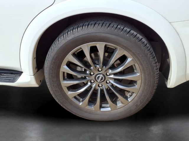 Used 2024 White Nissan Platinum 2WD image 27